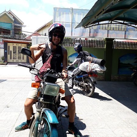 Backpackers Hotel Ha Tinh Esterno foto