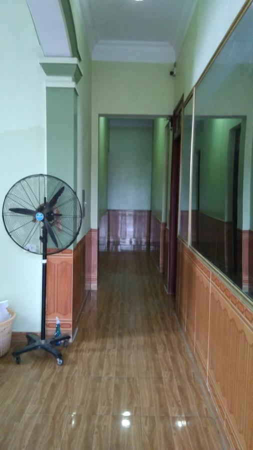 Backpackers Hotel Ha Tinh Esterno foto