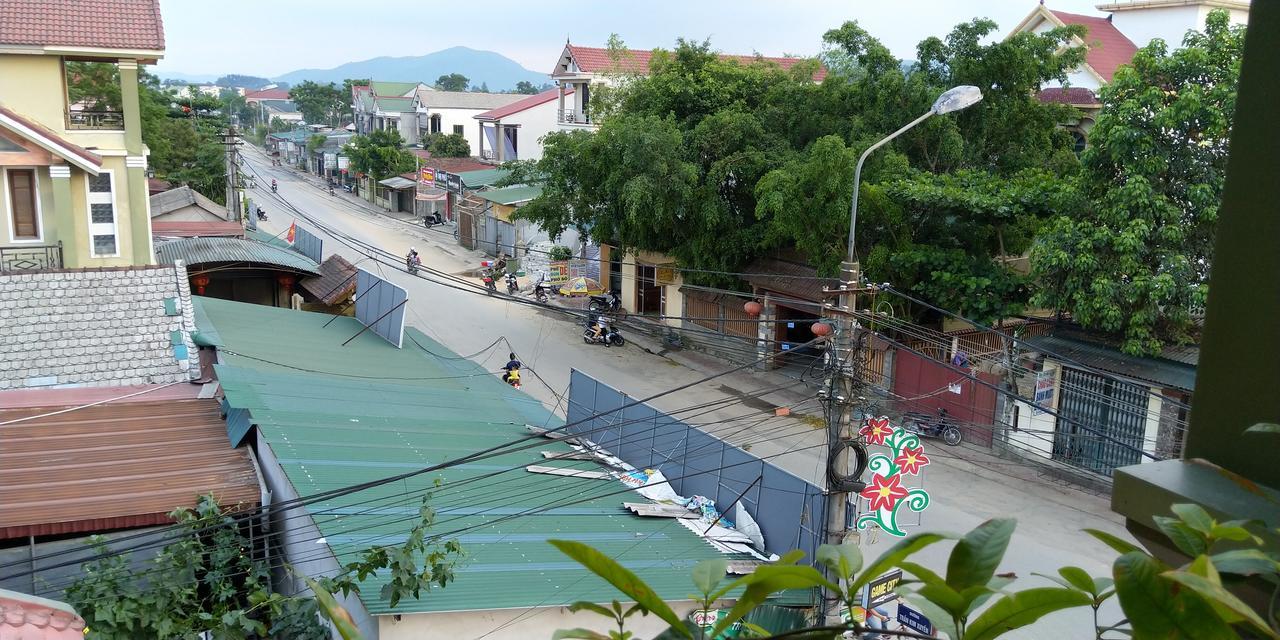 Backpackers Hotel Ha Tinh Esterno foto