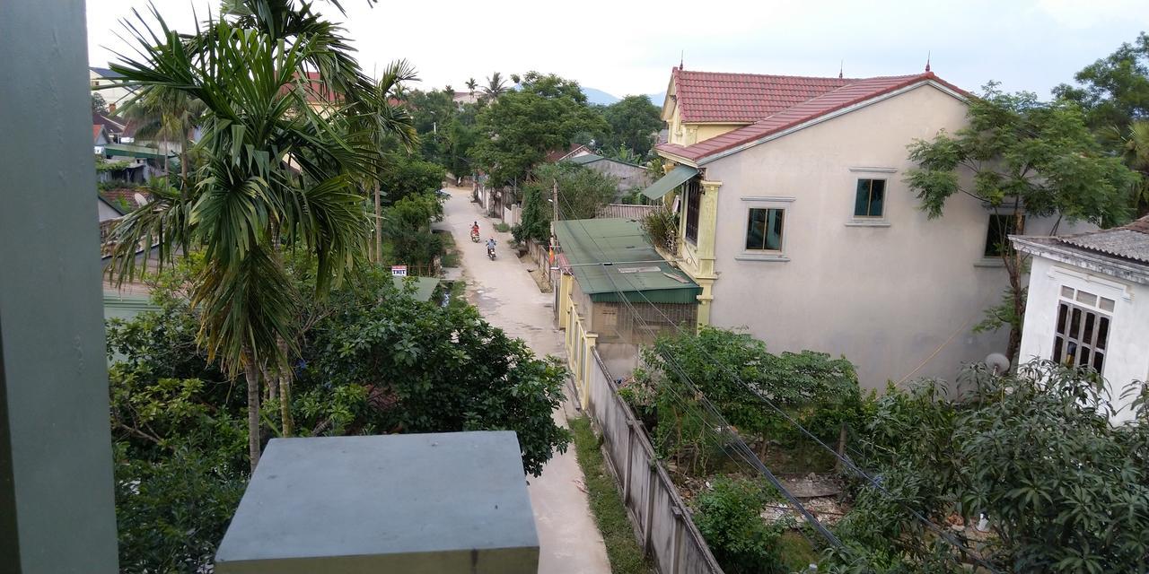 Backpackers Hotel Ha Tinh Esterno foto
