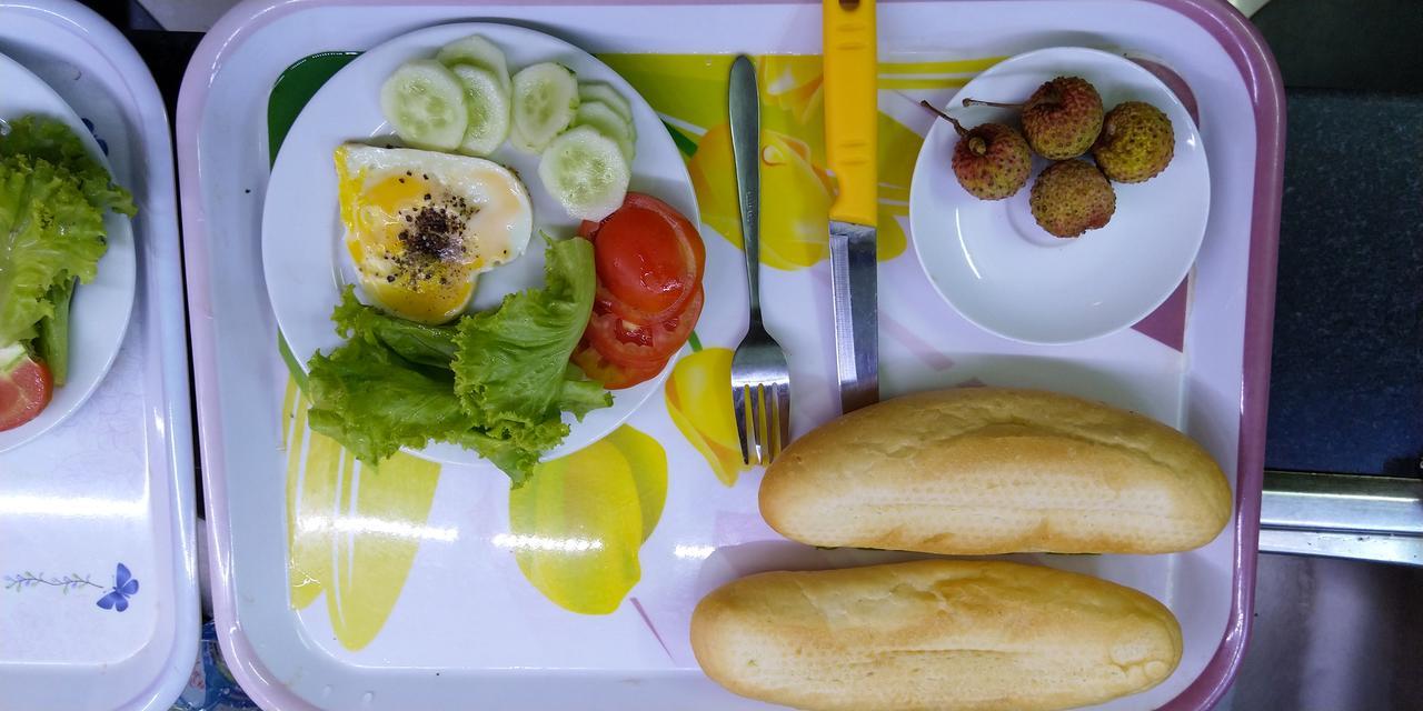 Backpackers Hotel Ha Tinh Esterno foto
